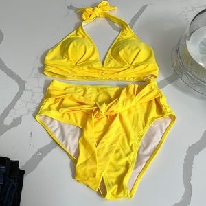GORGEOUS Yellow Bikini sz XL
